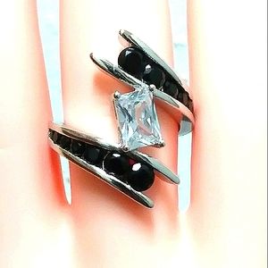 "World Of ICEETHON" Wrap Shank Emerald Cut White CZ Black Simulated Diamond Ring